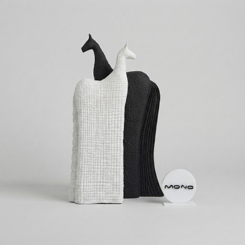 مجسمه دکوری اسب پا بلند جفتی پلیاستر